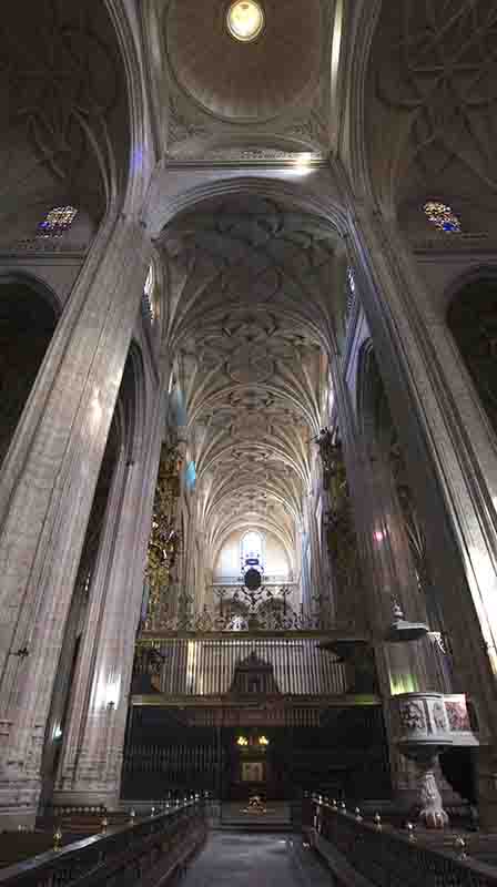 54 - Segovia - catedral de santa Maria de Segovia - interior